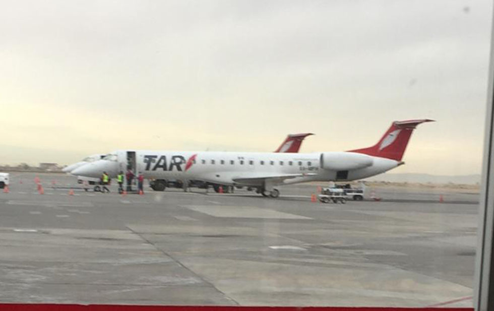 Denuncian nuevos retrasos en vuelos de TAR en Chihuahua