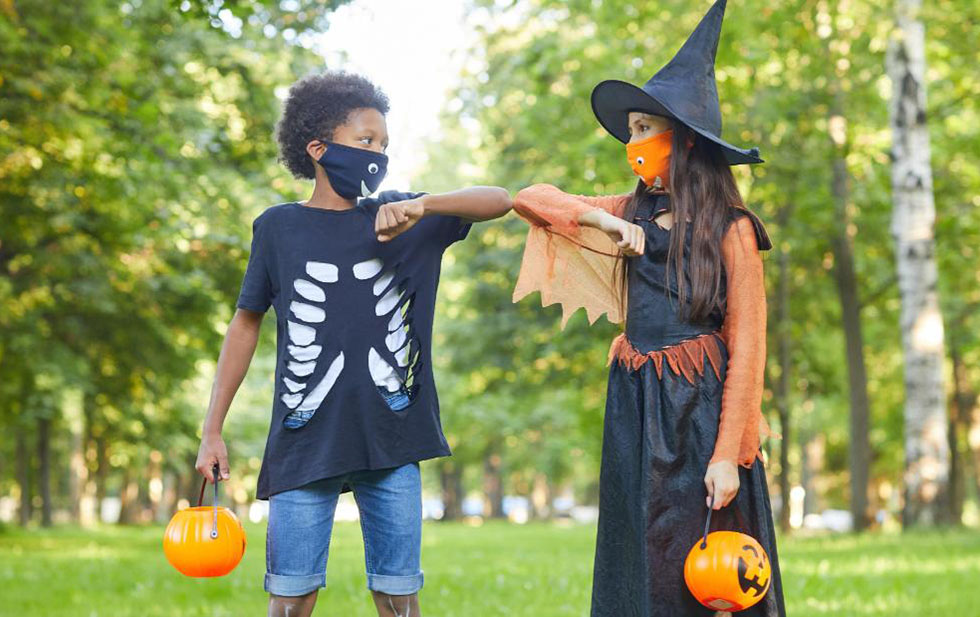 Aconseja CDC de Estados Unidos no pedir dulces de Halloween este año