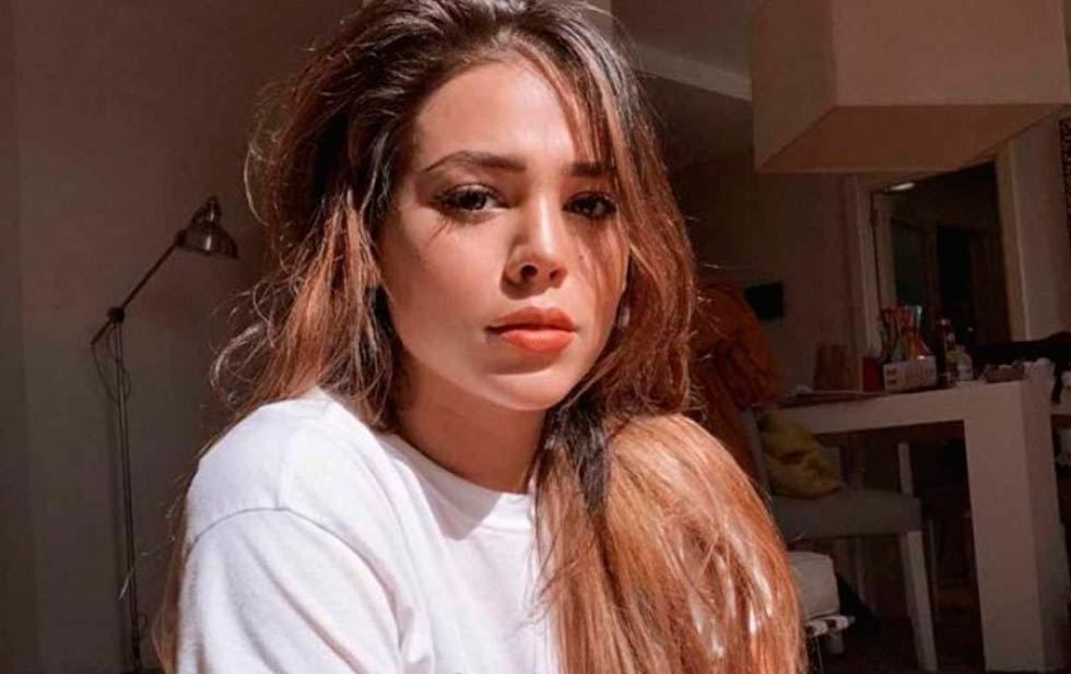 Danna Paola publishes extra messages