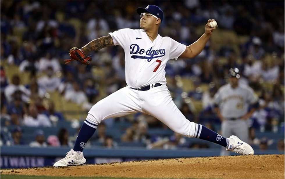 Urías and Dodgers win first against Padres
