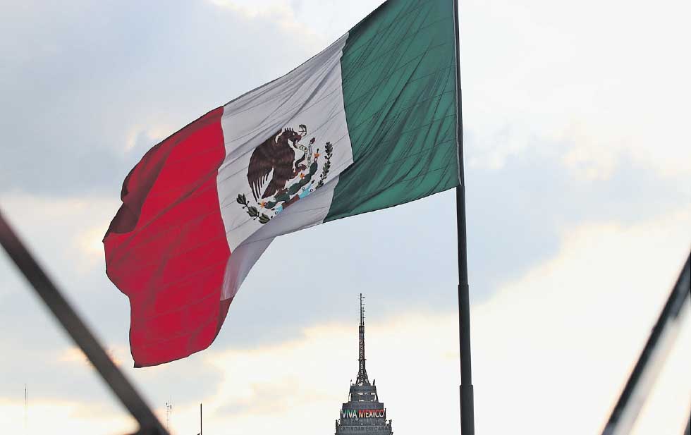 Meksyk traci pozycję w AL